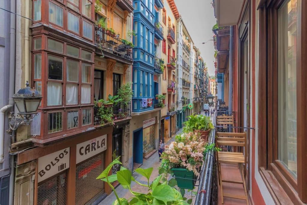 Appartement Piso Diseno Deluxe Casco Viejo Entrada Autonoma Y Ascensor à Bilbao Extérieur photo